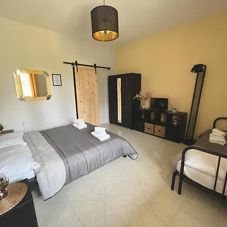 Maria * מודוניו