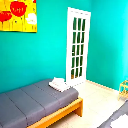 Maria * מודוניו